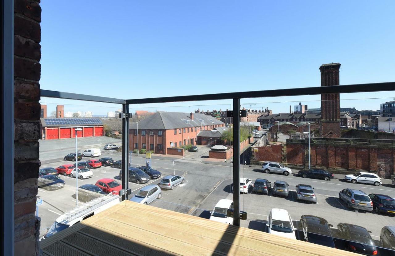 Stunning Penthouse Slps 20 Apartment Manchester Exterior photo